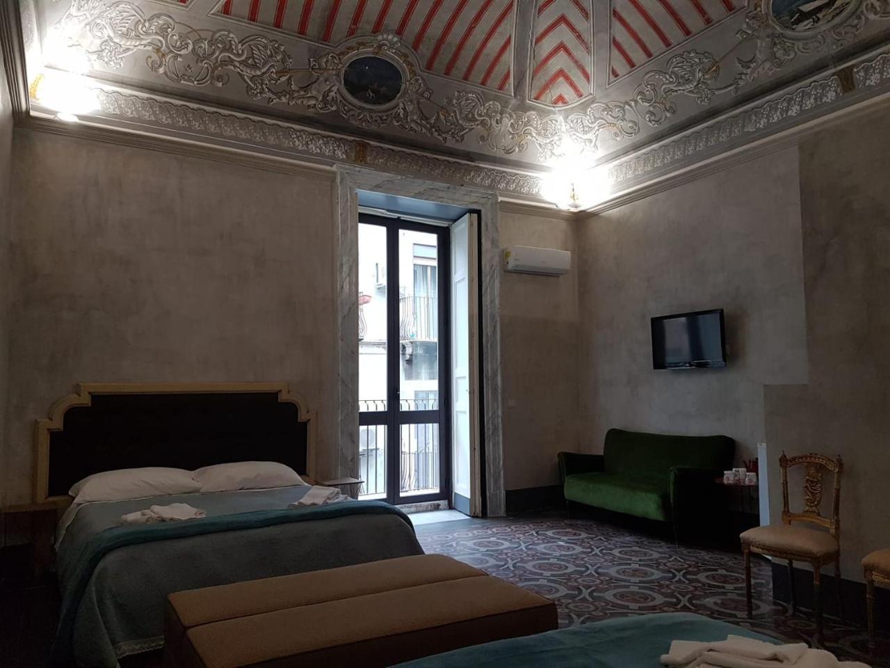 I Lumi Panzió Catania-Fontanarossai nemzetközi repülőtér Kültér fotó