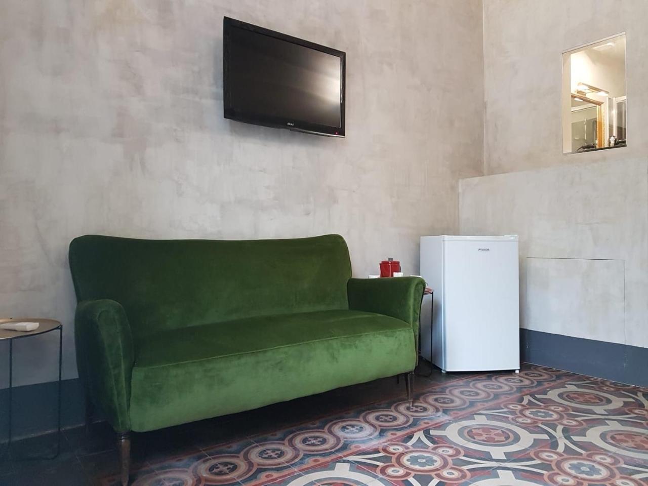 I Lumi Panzió Catania-Fontanarossai nemzetközi repülőtér Kültér fotó